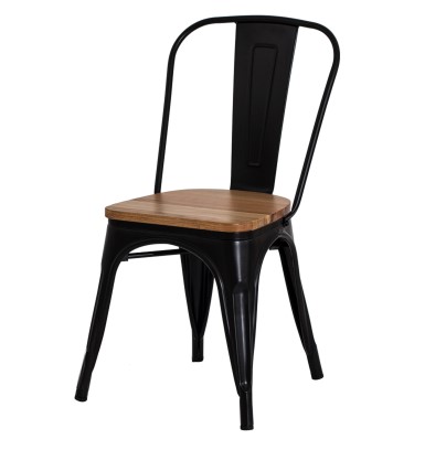 Cadeira Iron Design Preto Fosco Com Assento Em Madeira